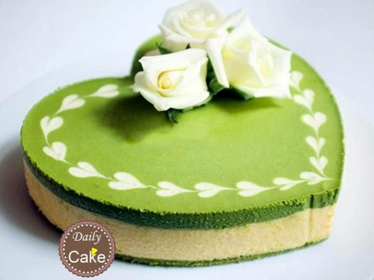 Bánh mousse trà xanh