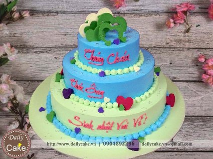 Bánh ba tầng sinh nhật ông