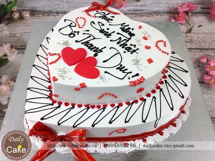Bánh hai tầng hình tim sinh nhật chồng yêu