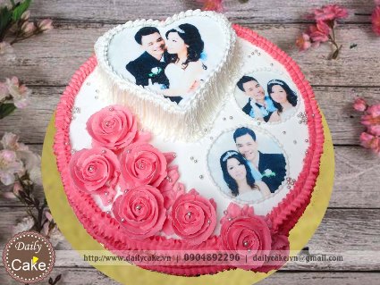 Bánh in ảnh hai tầng kỷ niệm ngày cưới