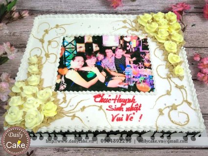 Bánh sinh nhật in ảnh bạn trai 007