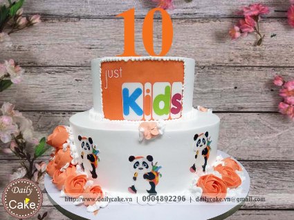 Bánh hai tầng sinh nhật trường mầm non just kids