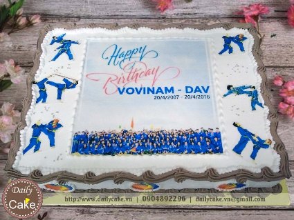 Bánh in ảnh mừng sinh nhật câu lạc bộ võ thuật