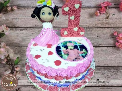 Bánh sinh nhật búp bê chibi 001