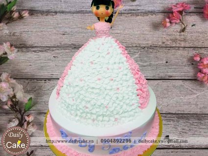 Bánh sinh nhật búp bê chibi 012