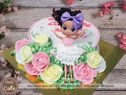 Bánh sinh nhật búp bê chibi 015