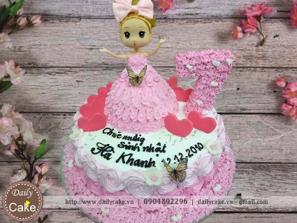 Bánh sinh nhật búp bê chibi 018
