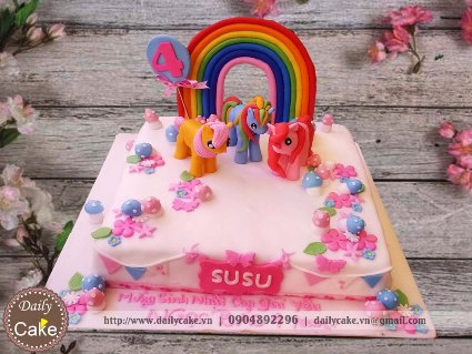 Bánh sinh nhật fondant ngựa pony 002