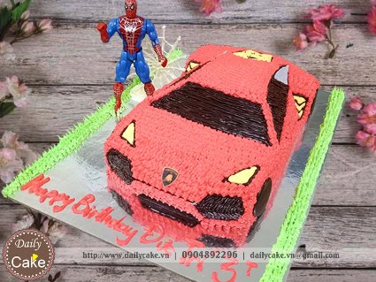Bánh sinh nhật hình ô tô lamborghini và spider man
