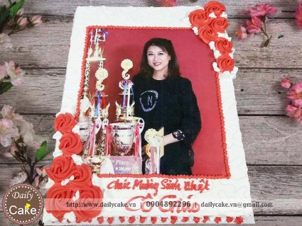 Bánh sinh nhật in ảnh bạn gái 030