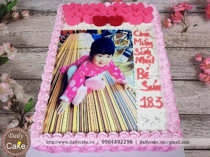 Bánh sinh nhật in ảnh bé gái 011