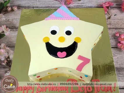 Bánh sinh nhật tạo hình ngôi sao vui vẻ