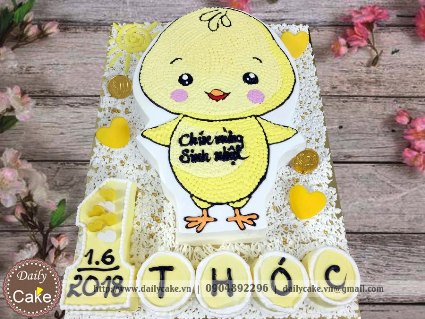 Bánh sinh nhật hình gà con siêu dễ thương