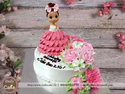 Bánh sinh nhật búp bê chibi 022