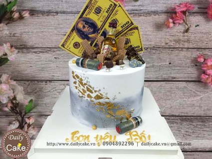 Bánh gato trang trí tiền đô rượu ngoại cùng xì gà sang trọng