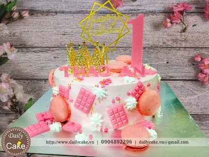 Bánh gato vương miện công chúa cho bé gái