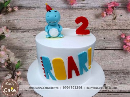 Bánh sinh nhật fondant tạo hình chú rồng nhỏ