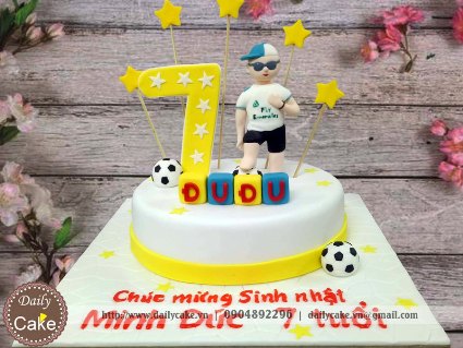 Bánh sinh nhật tạo hình fondant bé trai hâm mộ bóng đá