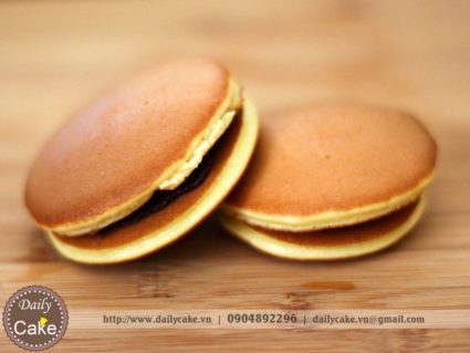 Cách làm bánh rán Doreamon ngon tuyệt cú mèo