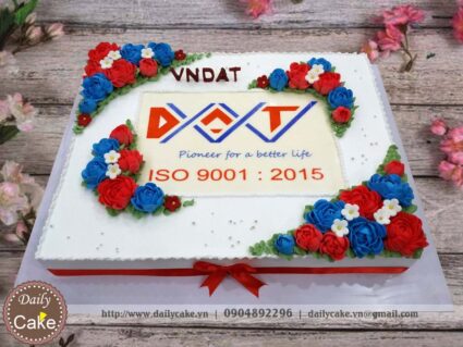 Bánh gato sinh nhật công ty VNDAT