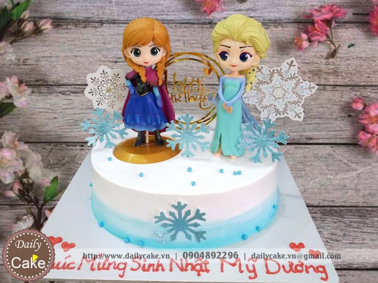 Bánh sinh nhật Elsa và Anna ở xứ sở tuyết