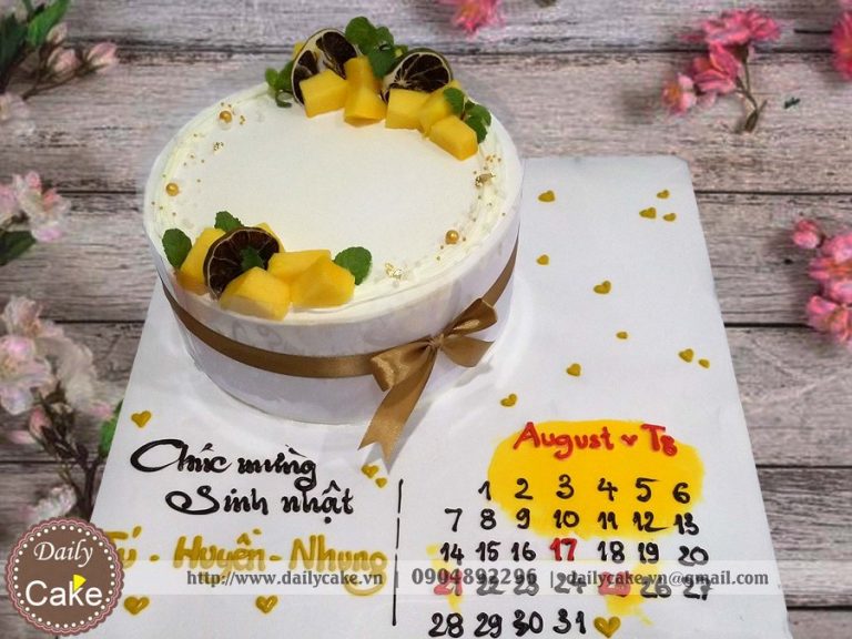 Bánh gato xoài tươi mừng sinh nhật tháng 8