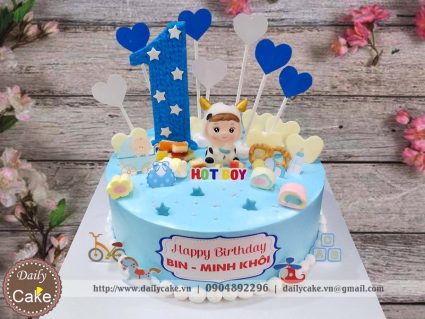 Bánh sinh nhật bé trai 1 tuổi phù hợp các bé tuổi trâu