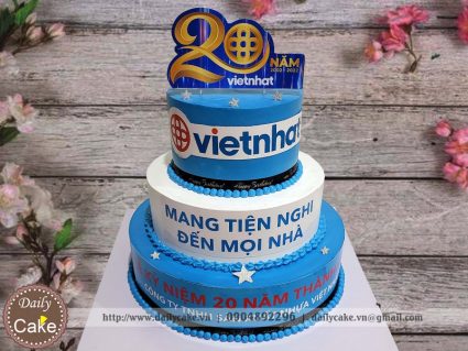 Bánh gato sinh nhật 20 năm công ty Việt Nhật