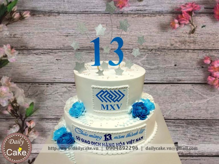 Bánh gato 2 tầng kỷ niệm 13 năm thành lập Sở giao dịch hàng hóa Việt Nam