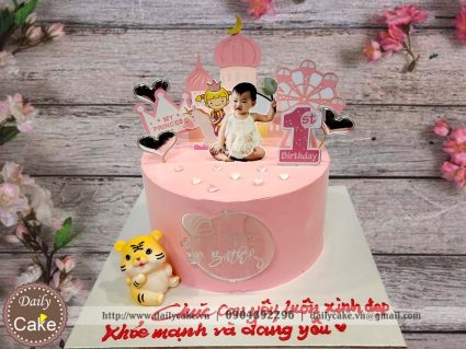 Bánh sinh nhật 1 tuổi cho bé gái tuổi dần