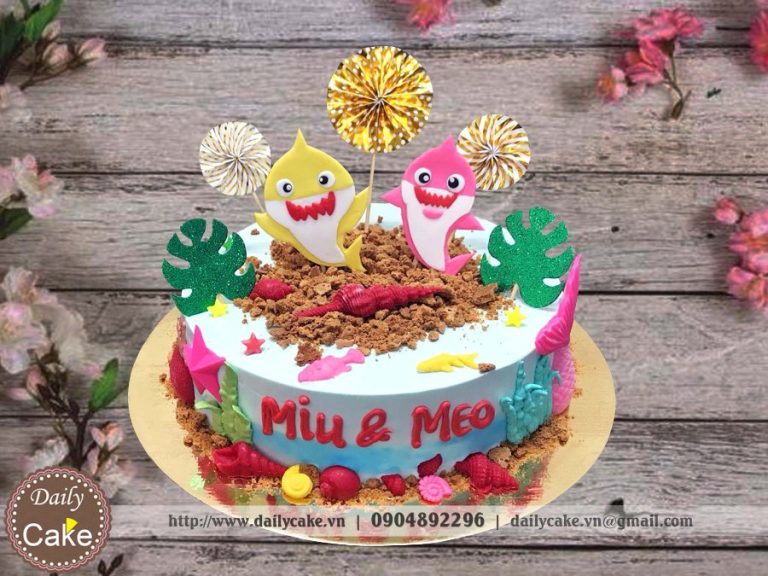 Bánh sinh nhật hai chú cá mập con Baby Shark