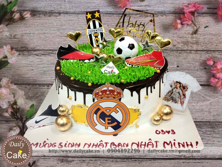 Bánh sinh nhật cầu thủ bóng đá Cristiano Ronaldo