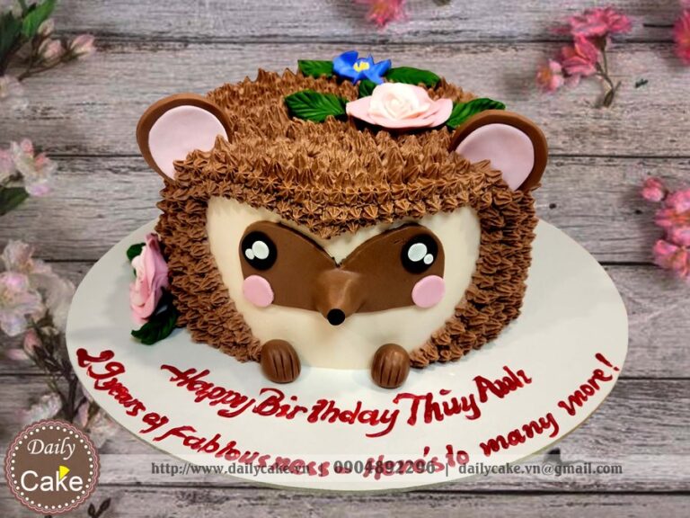 Bánh fondant sinh nhật hình con nhím nâu dễ thương