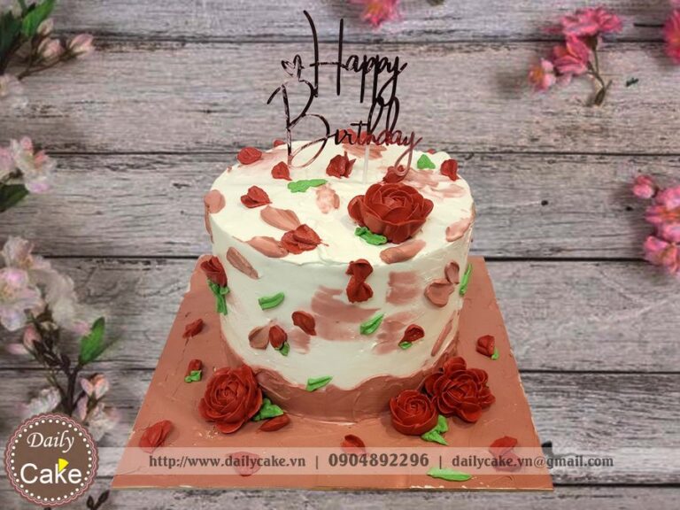 Bánh sinh nhật hoa hồng đỏ lãng mạn tặng người phụ nữ bạn yêu